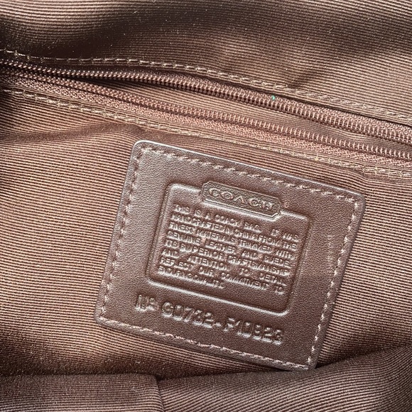 Coach purse authentic shoulder bag - Picture 3 of 5